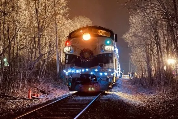 Reindeer Express 9 Reindeer Express